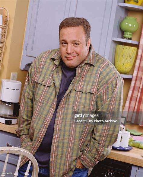Kevin James of "The King of Queens" took batting practice with the New York Mets at Shea Stadium on September 24, 2003 in Queens, New York. . Kevin james getty images